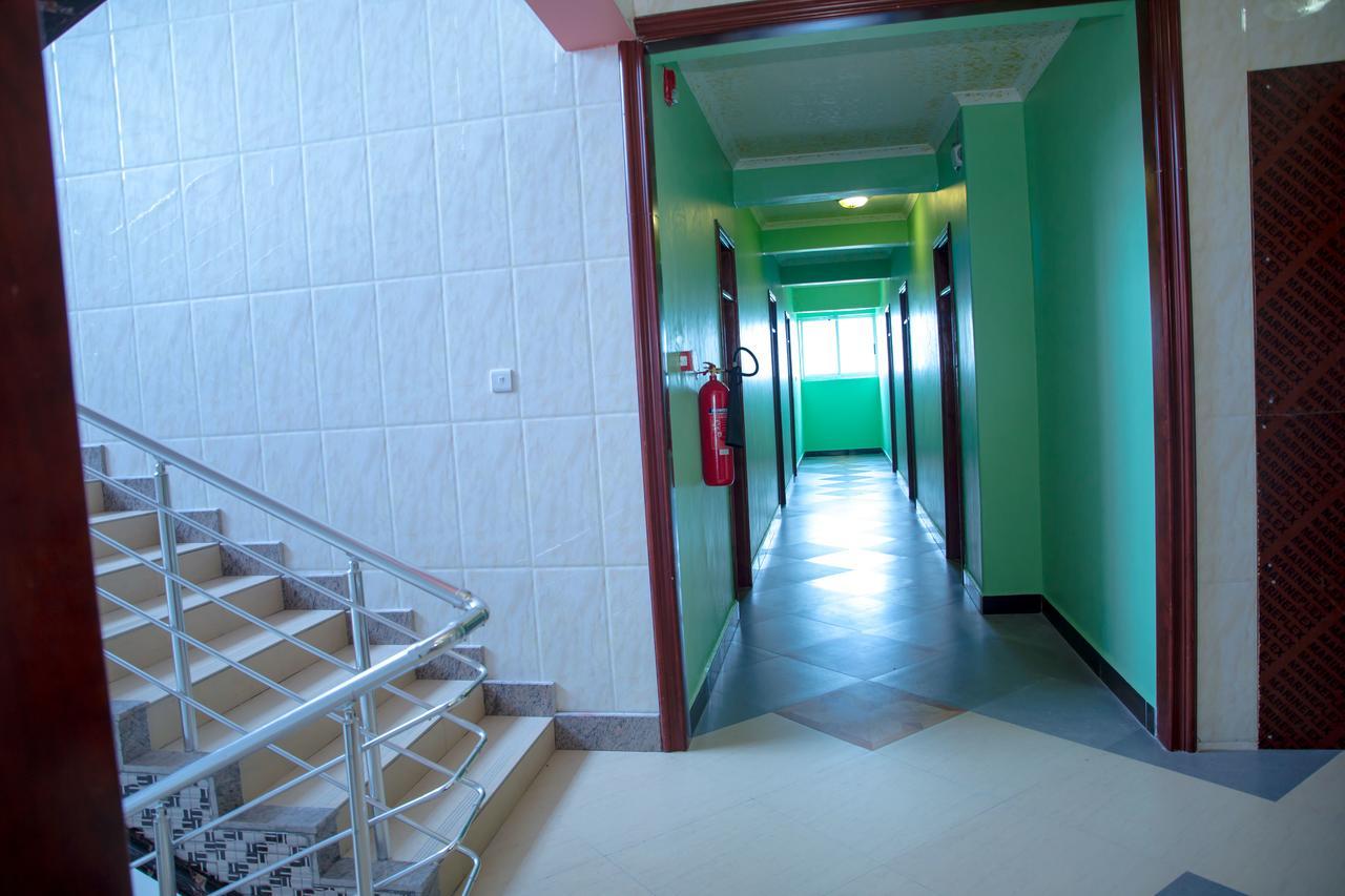 Bl Airport Hotel Dar es Salaam Esterno foto