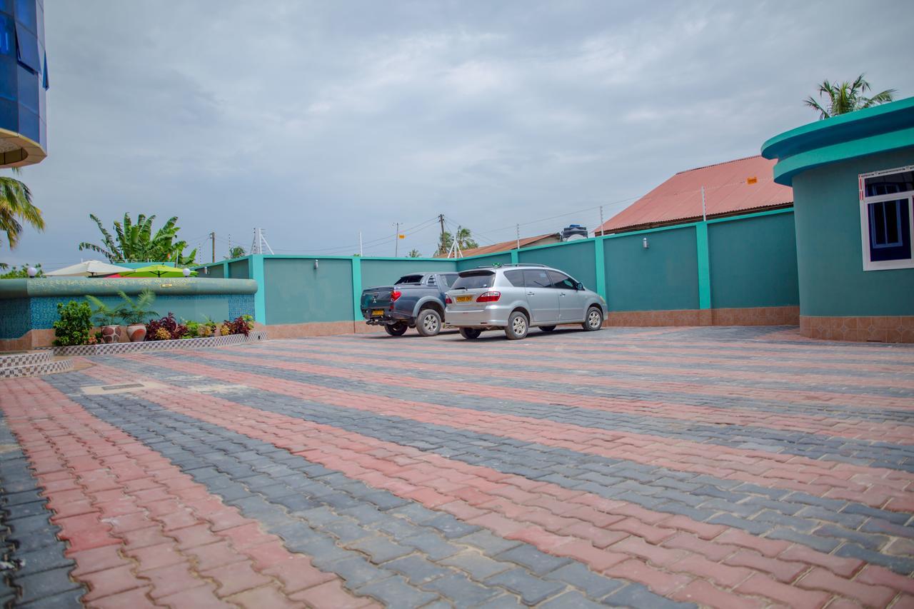 Bl Airport Hotel Dar es Salaam Esterno foto