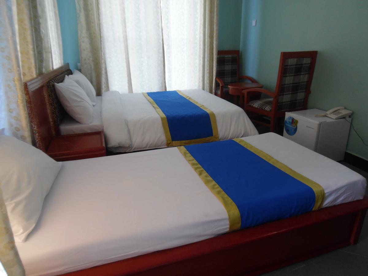 Bl Airport Hotel Dar es Salaam Esterno foto