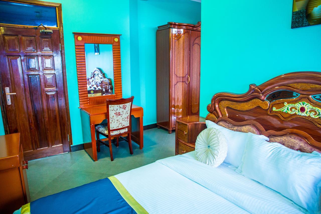 Bl Airport Hotel Dar es Salaam Esterno foto