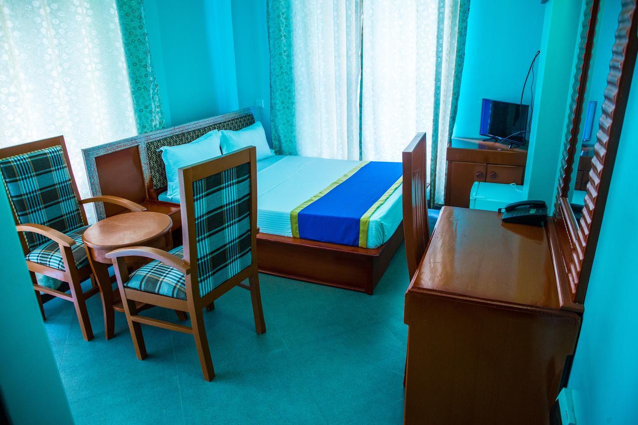 Bl Airport Hotel Dar es Salaam Esterno foto