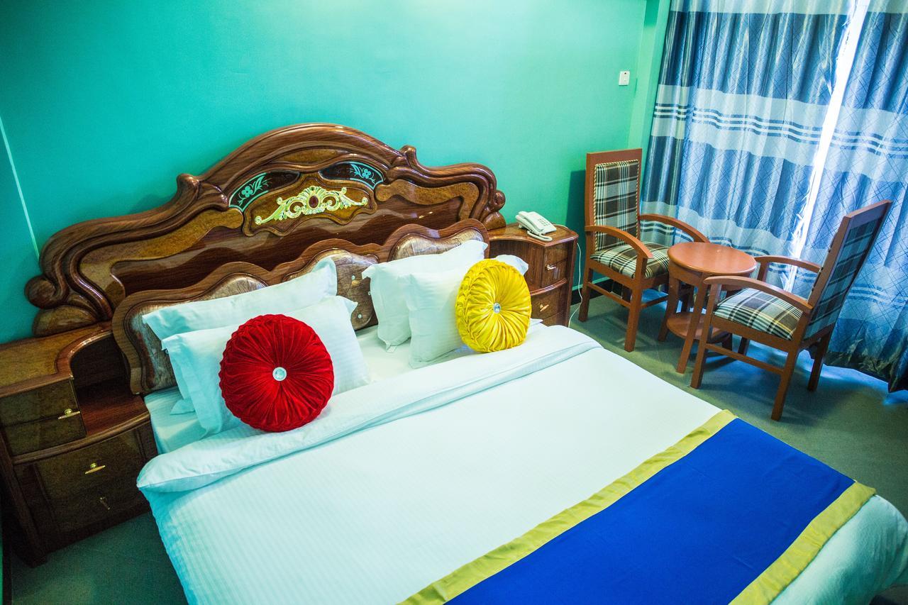 Bl Airport Hotel Dar es Salaam Esterno foto